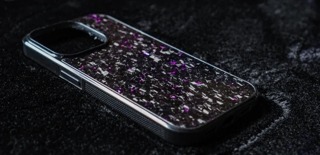 Funda de carbono forjado para iPhone V1 (MagSafe)