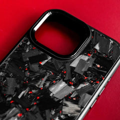 Fibra de carbono forjada roja / iPhone 16 ProMax